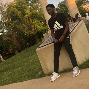 Meet your Posher, Chazz